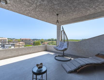 Centraal gelegen vakantiewoning in Aléria, op loopafstand van zee en strand - thumbnail 4