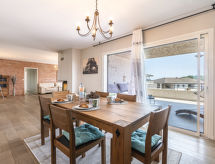 Centraal gelegen vakantiewoning in Aléria, op loopafstand van zee en strand - thumbnail 3