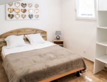 Appartement vlakbij zee met zwembad en omheinde tuin in Ghisonaccia - thumbnail 4