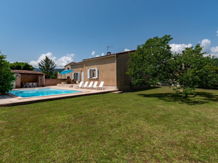 6-persoons vakantiehuis Casella met privézwembad in Ghisonaccia in Ghisonaccia