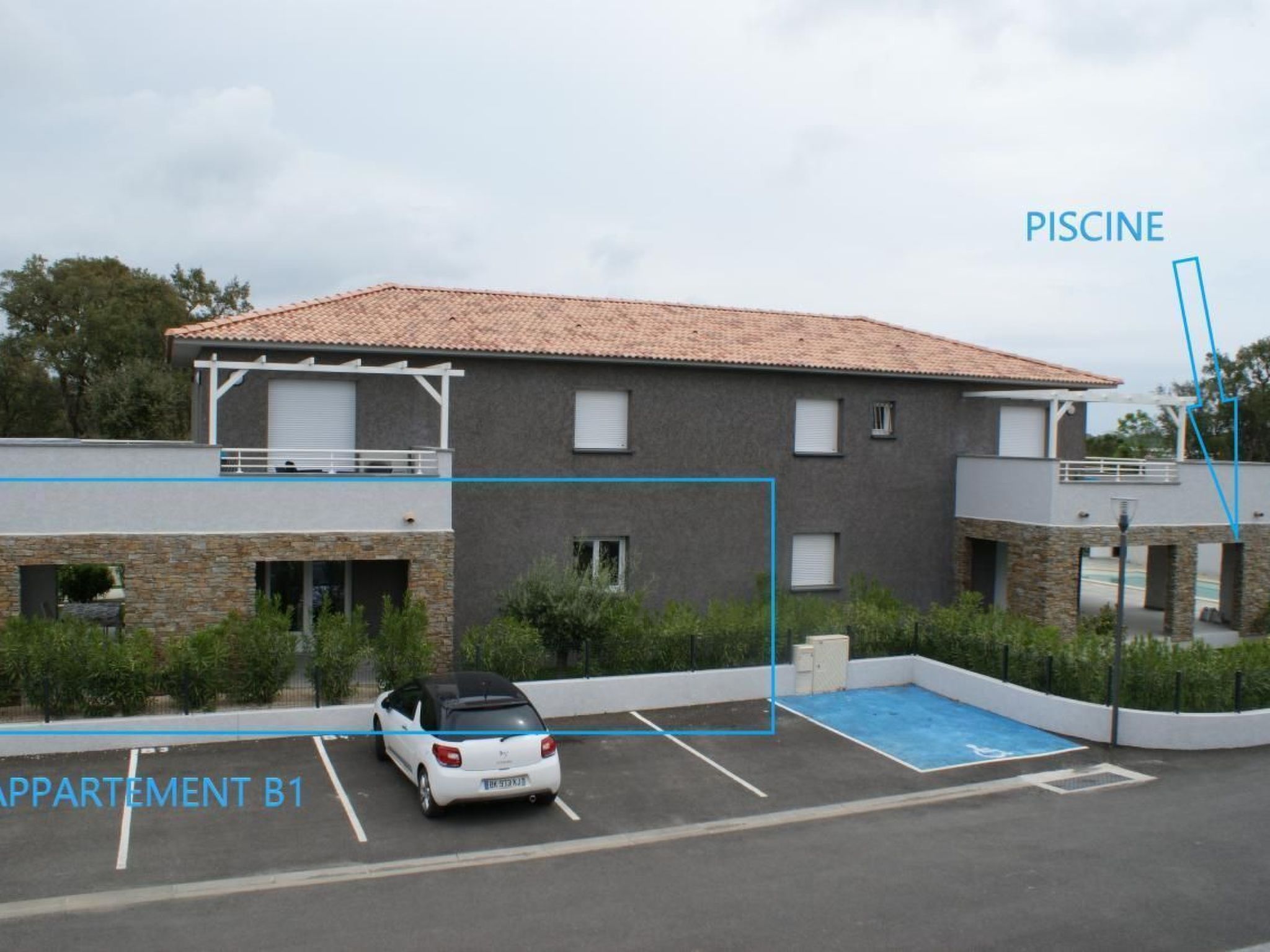 Photo of Wohnung (T3) **** Ghisonaccia Corse mit Pool