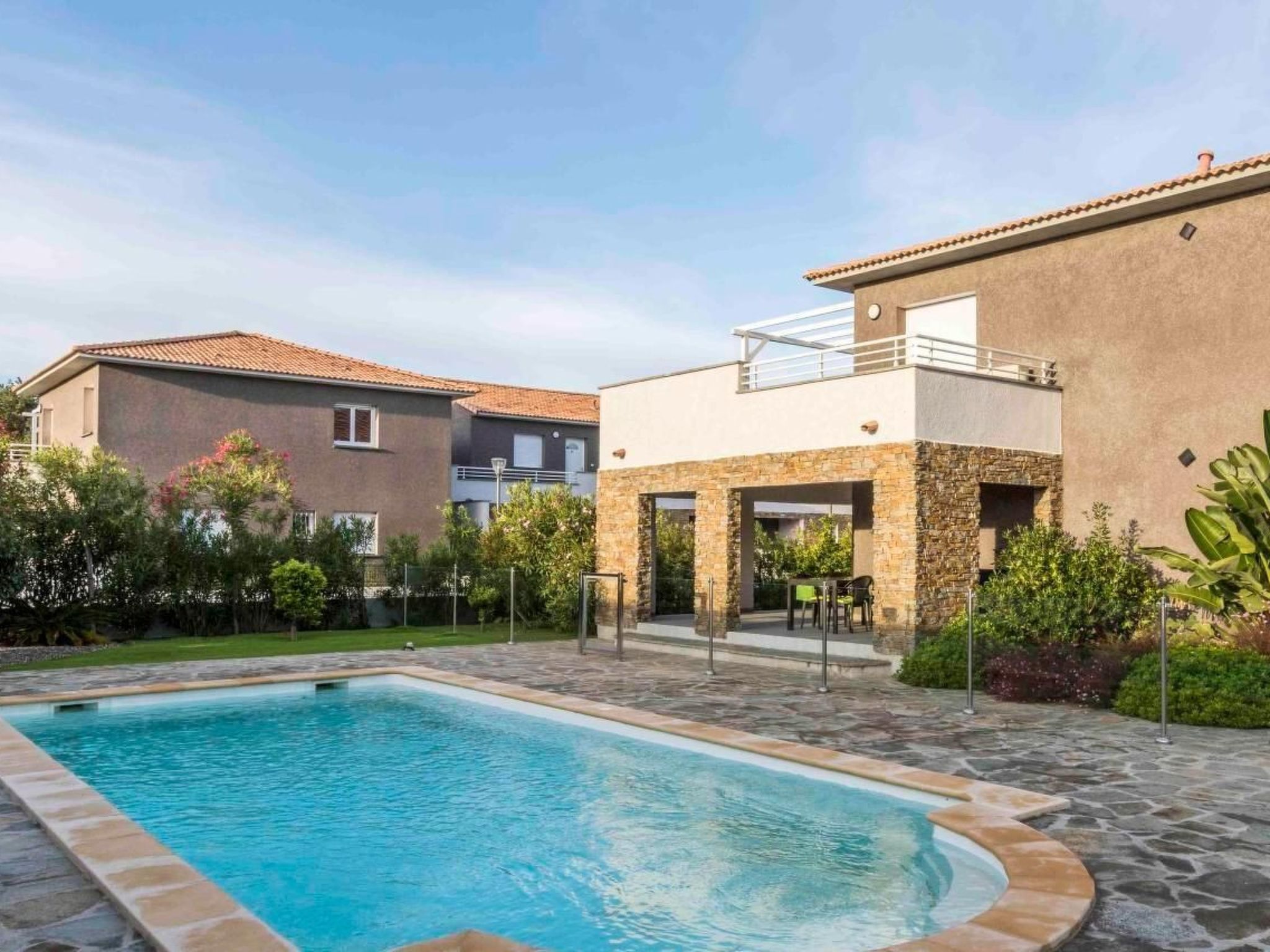 Photo of Wohnung (T3) **** Ghisonaccia Corse mit Pool