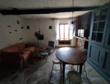 Sole e Ventu: Authentiek dorpshuis met zeezicht in San Giovanni di Moriani - thumbnail 2