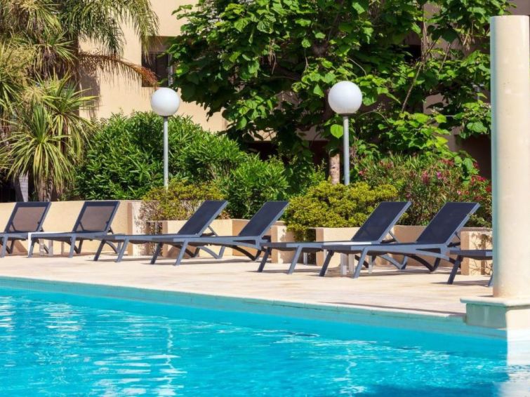 Photo of MB4 piscine
