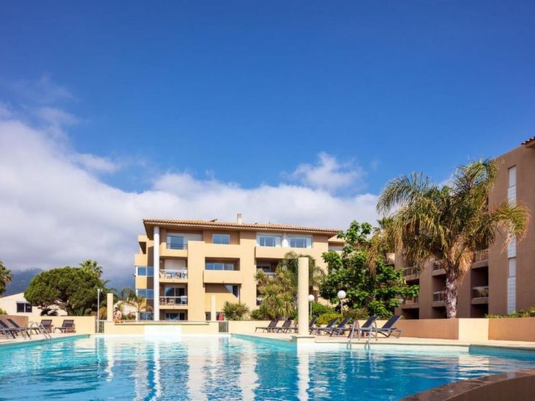 Photo of MB4 piscine