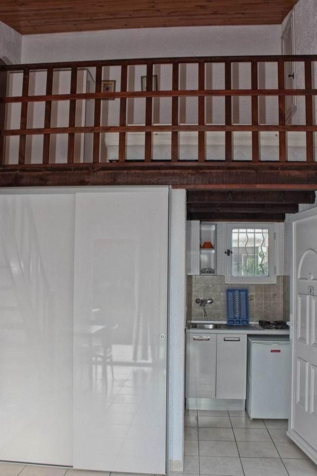 Marea Resort Wohnung mit Schwimmbad-Drinnen