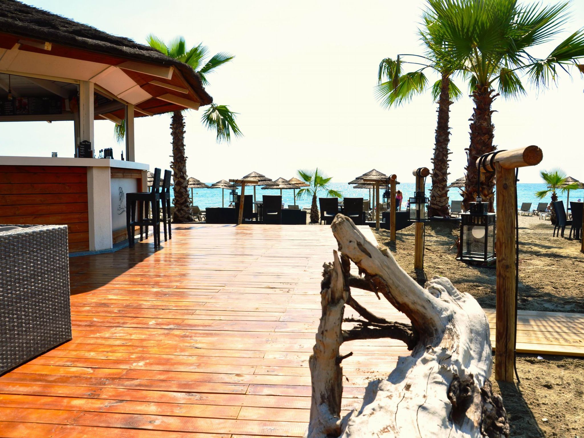 Marea Resort Wohnung mit Schwimmbad-Draußen