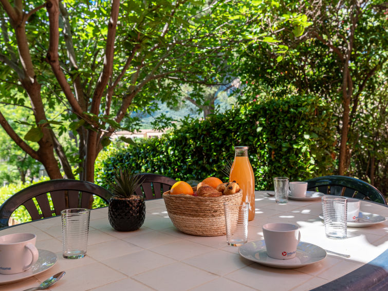 Search and Stay destination San-Nicolao, Corse - France from AU$ 262. Casa Angéline