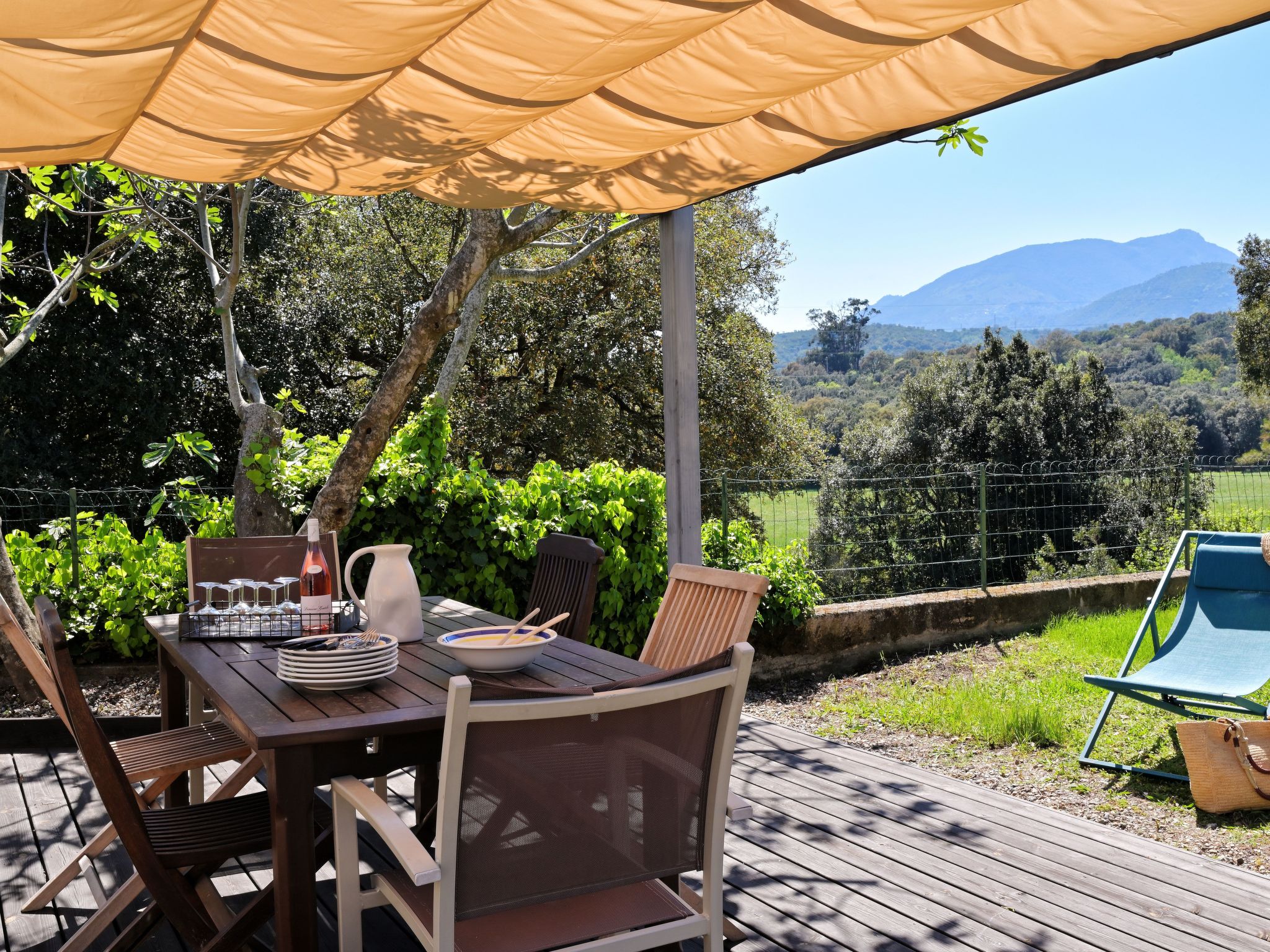 Domaine Punta della Guardia Maison A Figa mit Blick auf das Meer-Drinnen