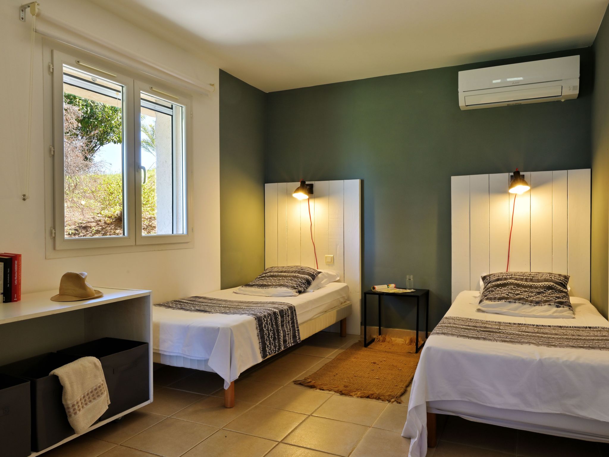 Villa mit Meerblick U Castagnu in geschützter Natur-Drinnen