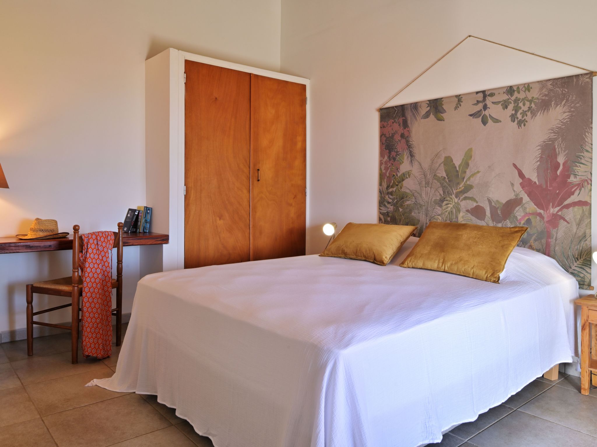 Weingut Punta della Guardia Panorama von Macchia und Meer-Drinnen