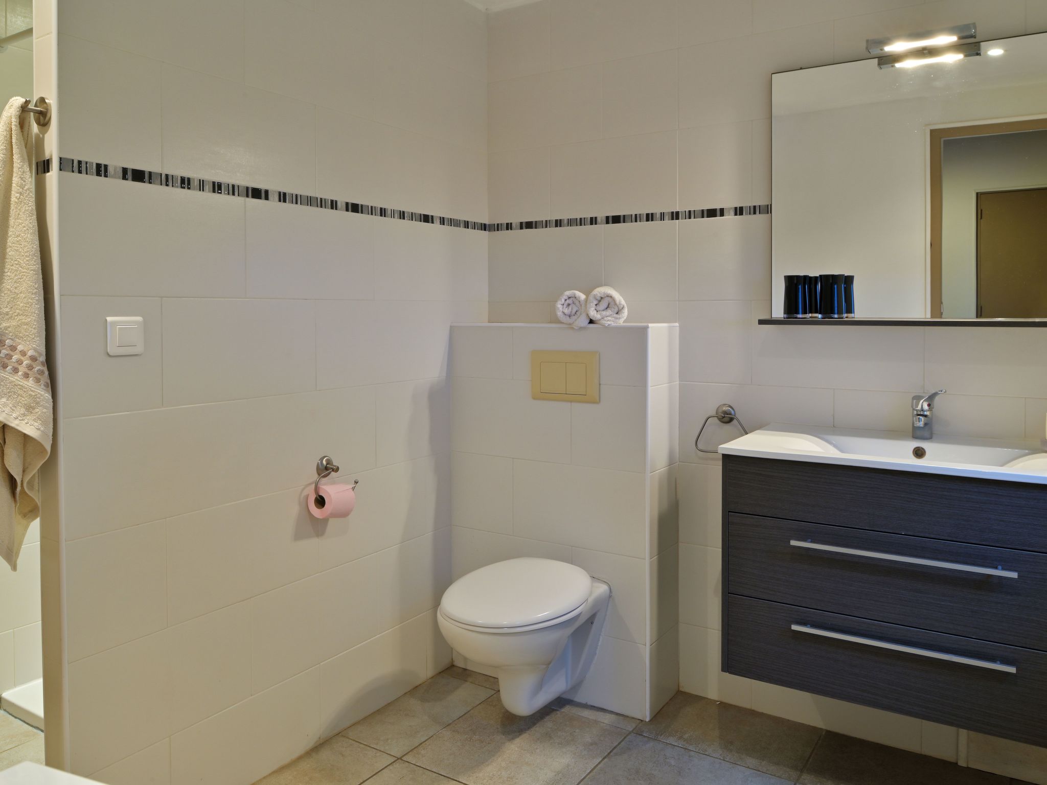 Weingut Punta della Guardia Panorama von Macchia und Meer-Drinnen