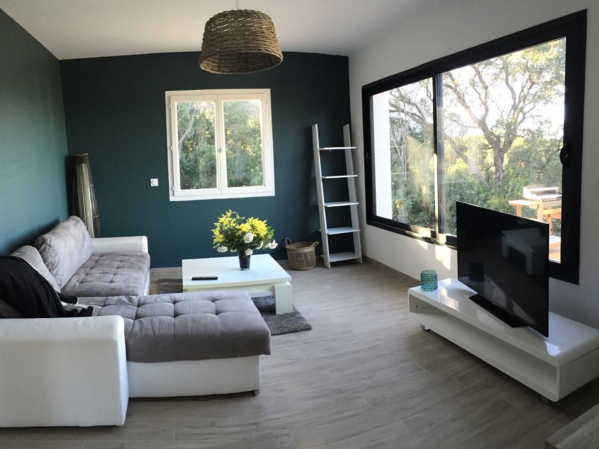 Villa Belle Vue, direkt am Meer, 1-2 Haustiere erlaubt-Drinnen