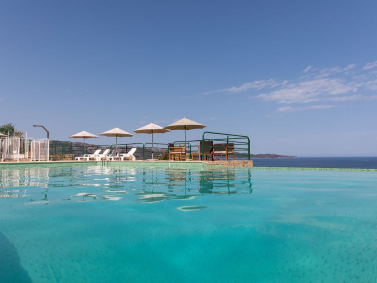 Search and Stay destination Saint-Florent, Corse - France from AU$ 192. Studio Cabine