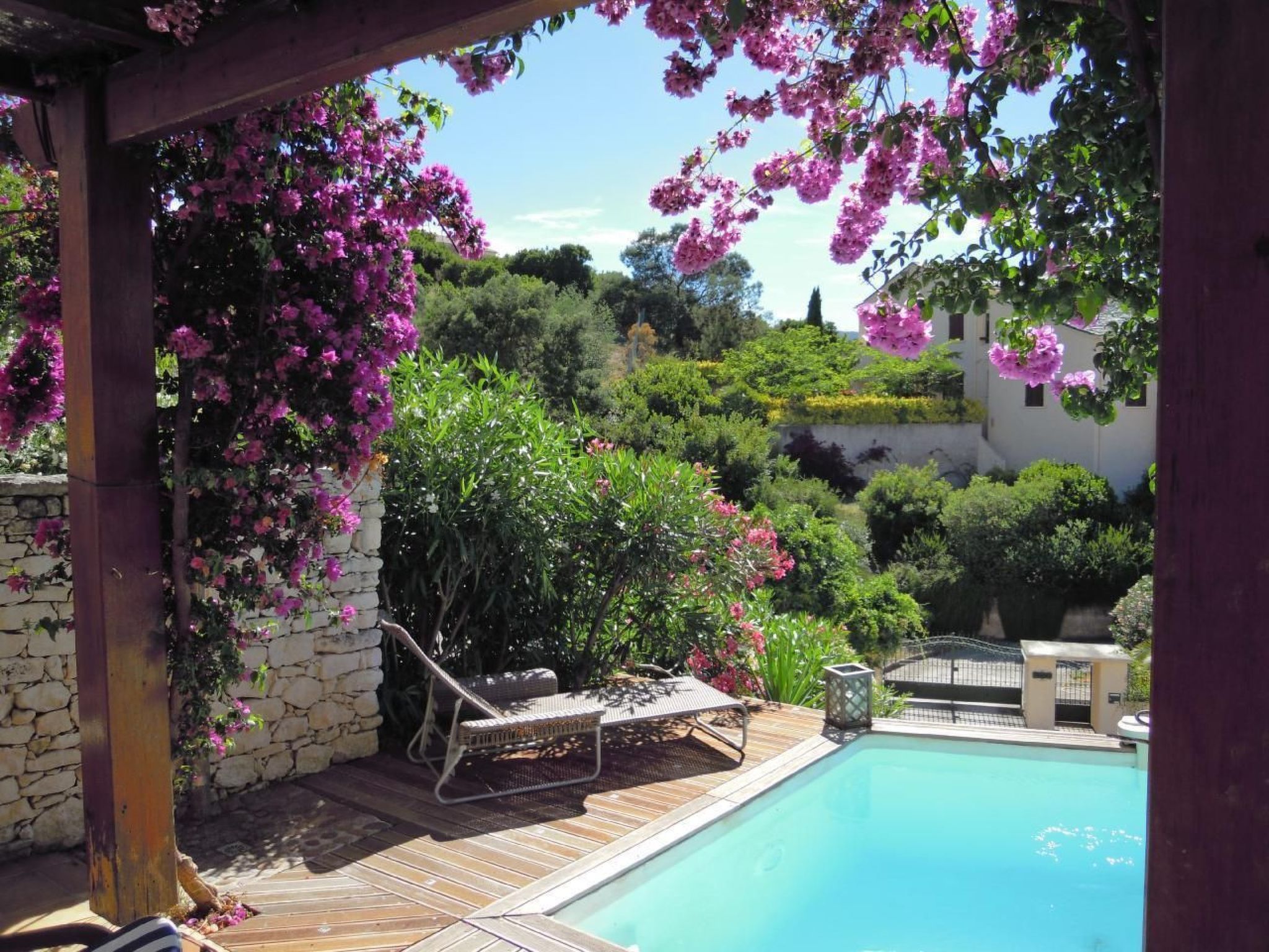 Pont de bateau, Meerblick mit privatem Pool-Drinnen