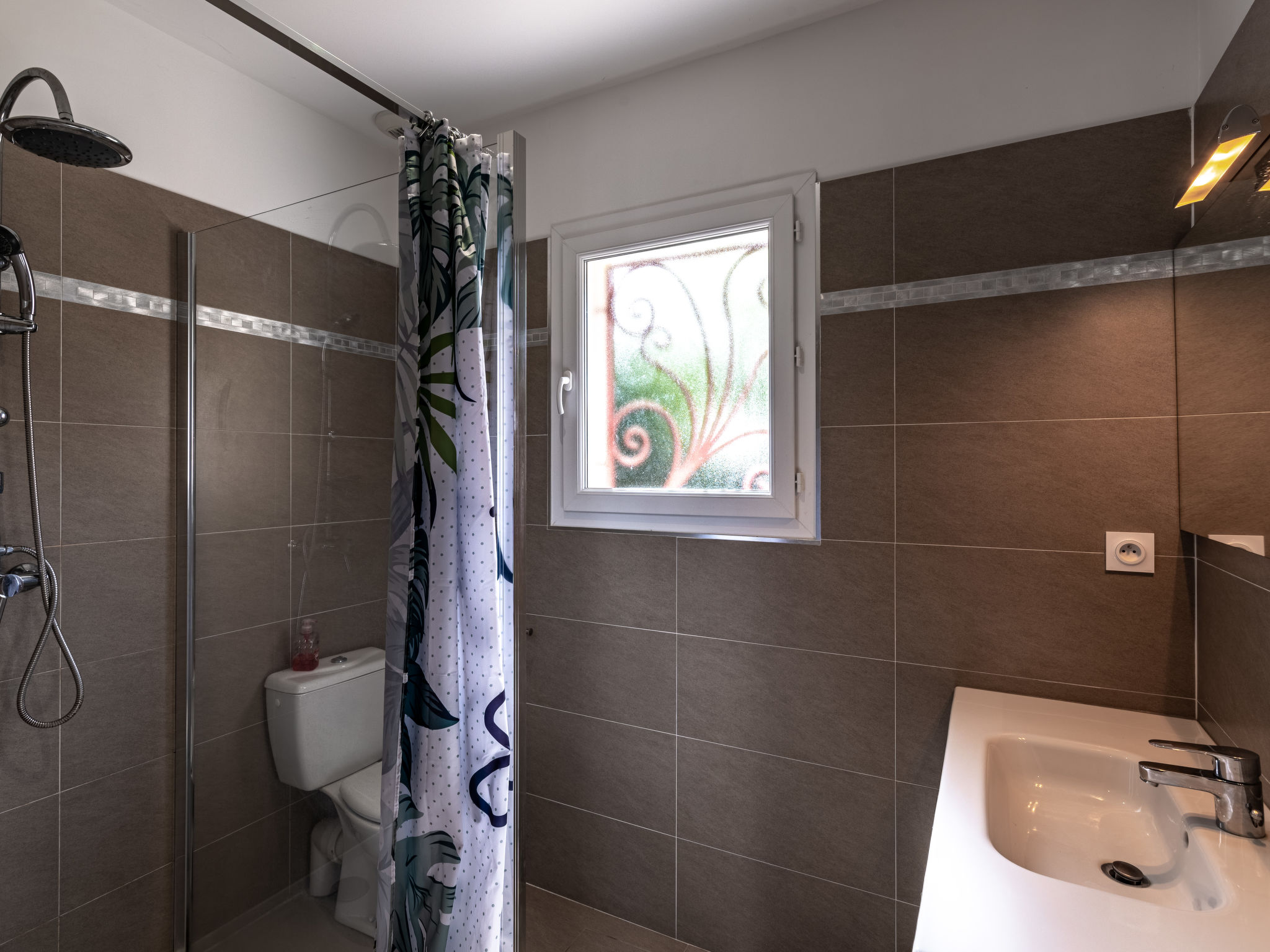 Maison Villa Marie-Jo – Salle de bains, photo 18 sur 29