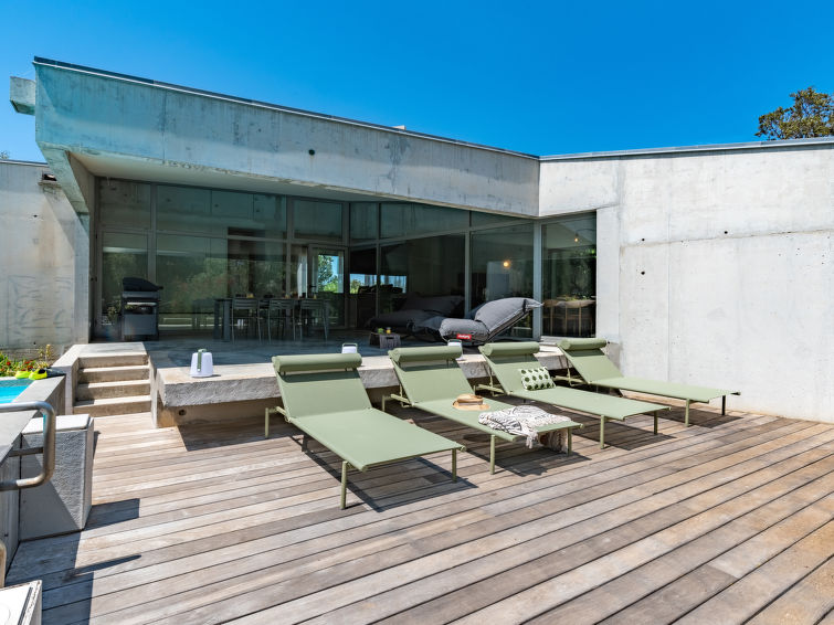 Search and Stay destination Monticello, Corse - France from AU$ 674. Casa Suttana