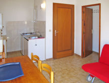 2-persoons appartement aan zee met verwarmd zwembad in Calvi - thumbnail 6