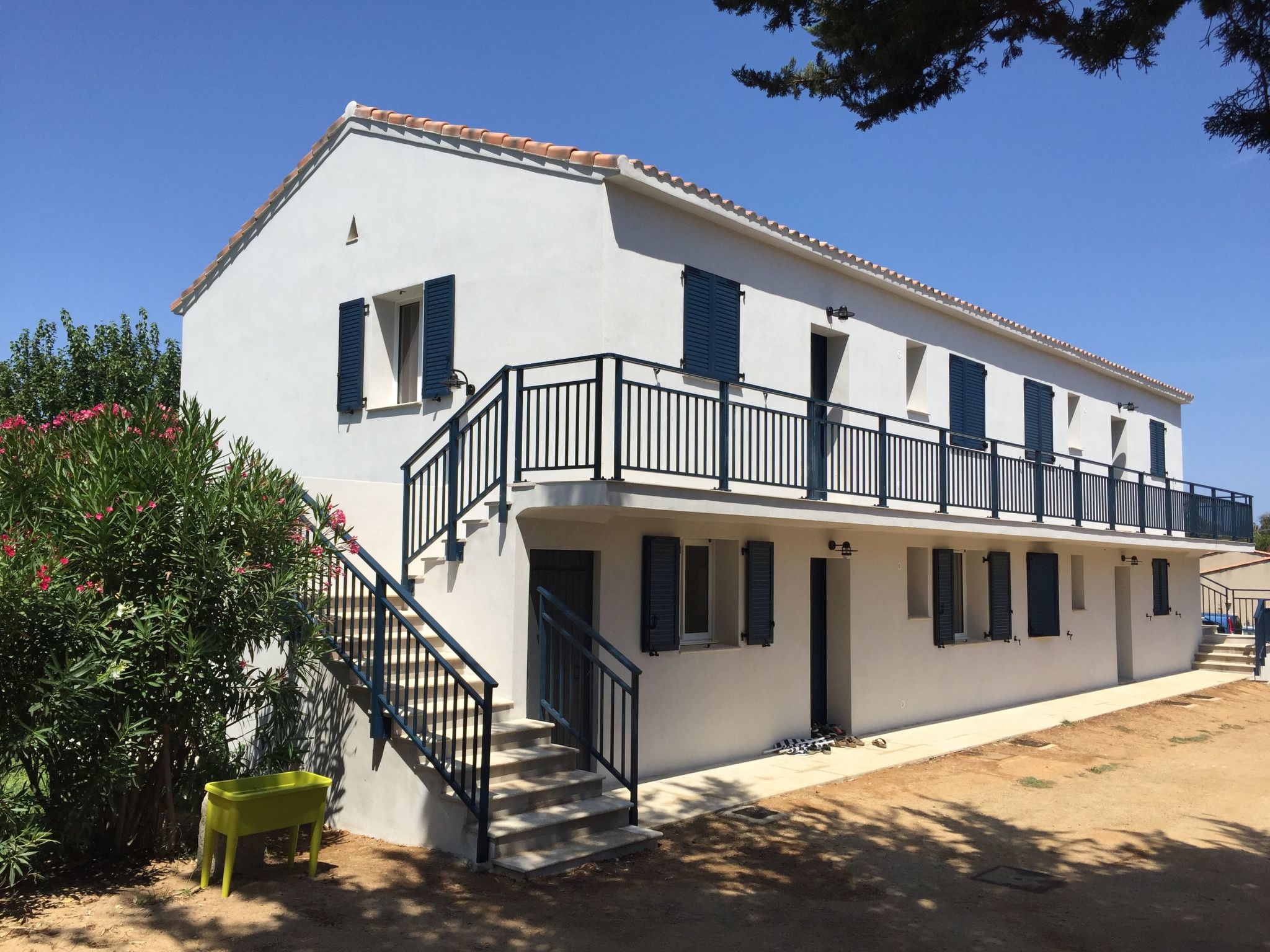 Vakantiehuis met omheinde tuin in Calvi (Frankrijk) 1 hond is welkom