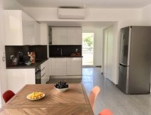 Luxe appartement voor 8 personen in Calvi, 150 meter van het strand - thumbnail 3