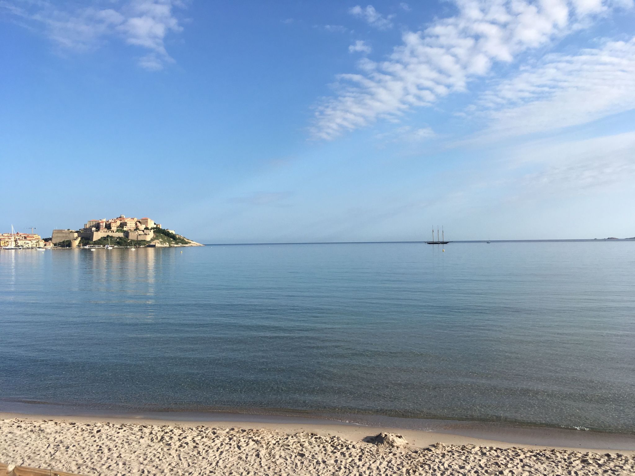 Wunderschöne Wohnung 150 Meter vom Strand entfernt-Dehors