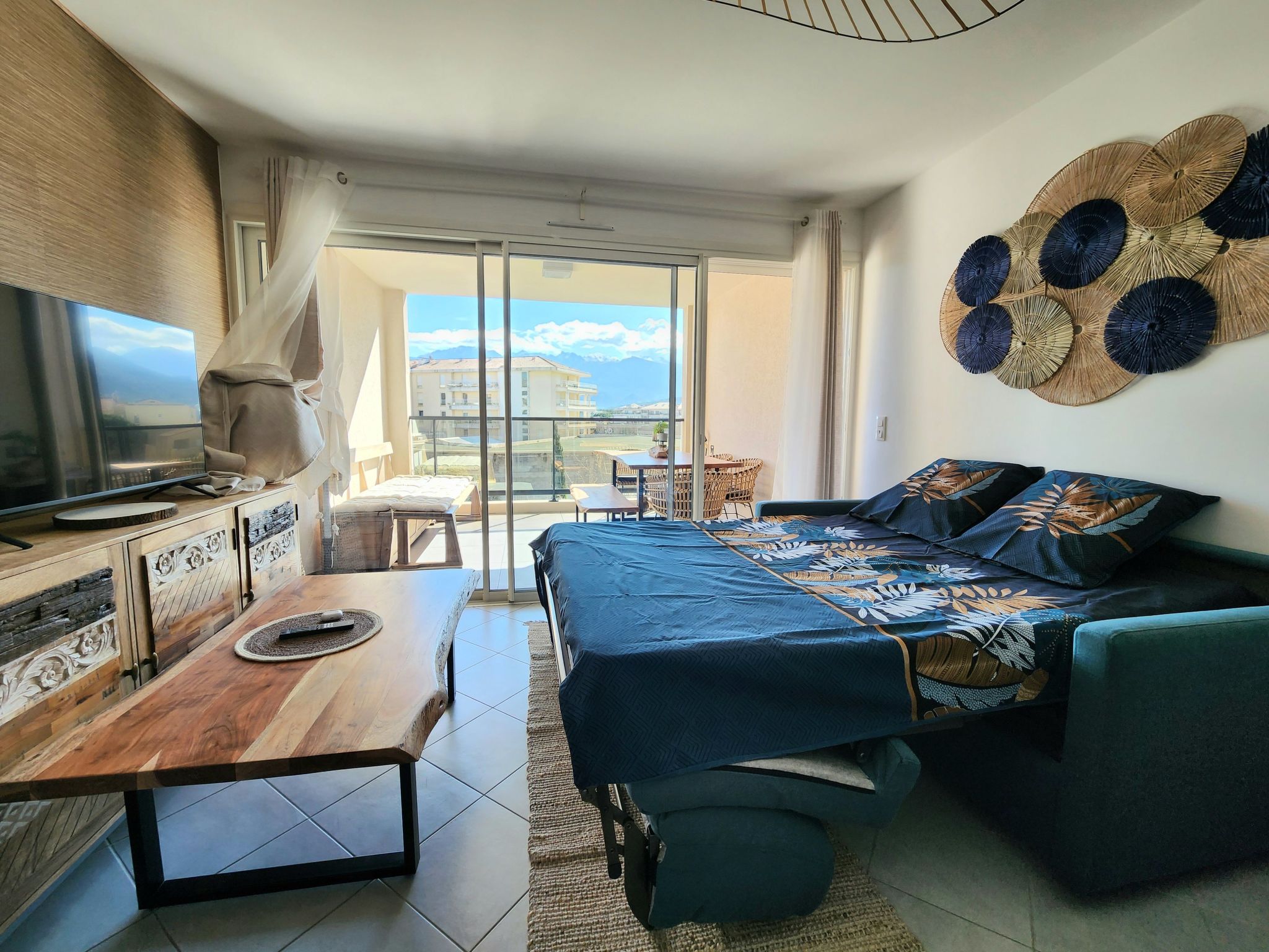 Calvi "Eden Paradisu"-Dedans