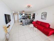 Licht appartement in Calvi met panoramisch zee- en bergzicht - thumbnail 2