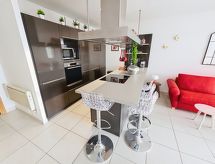 Licht appartement in Calvi met panoramisch zee- en bergzicht - thumbnail 3