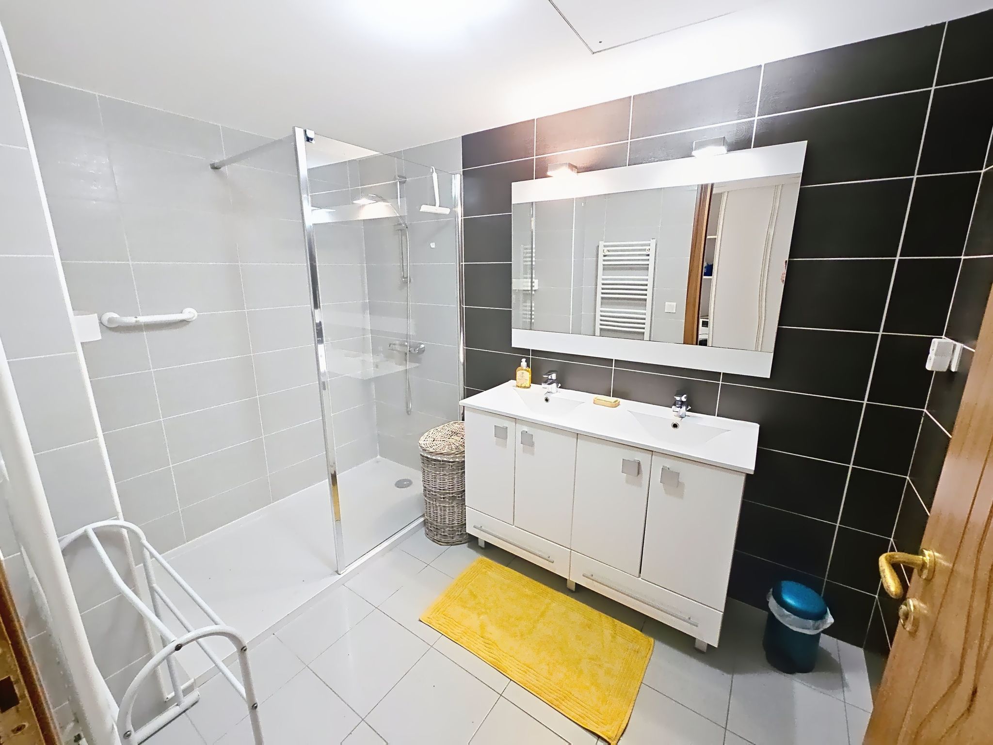 Photo of Ruhige Wohnung Panoramablick auf Meer und Berge