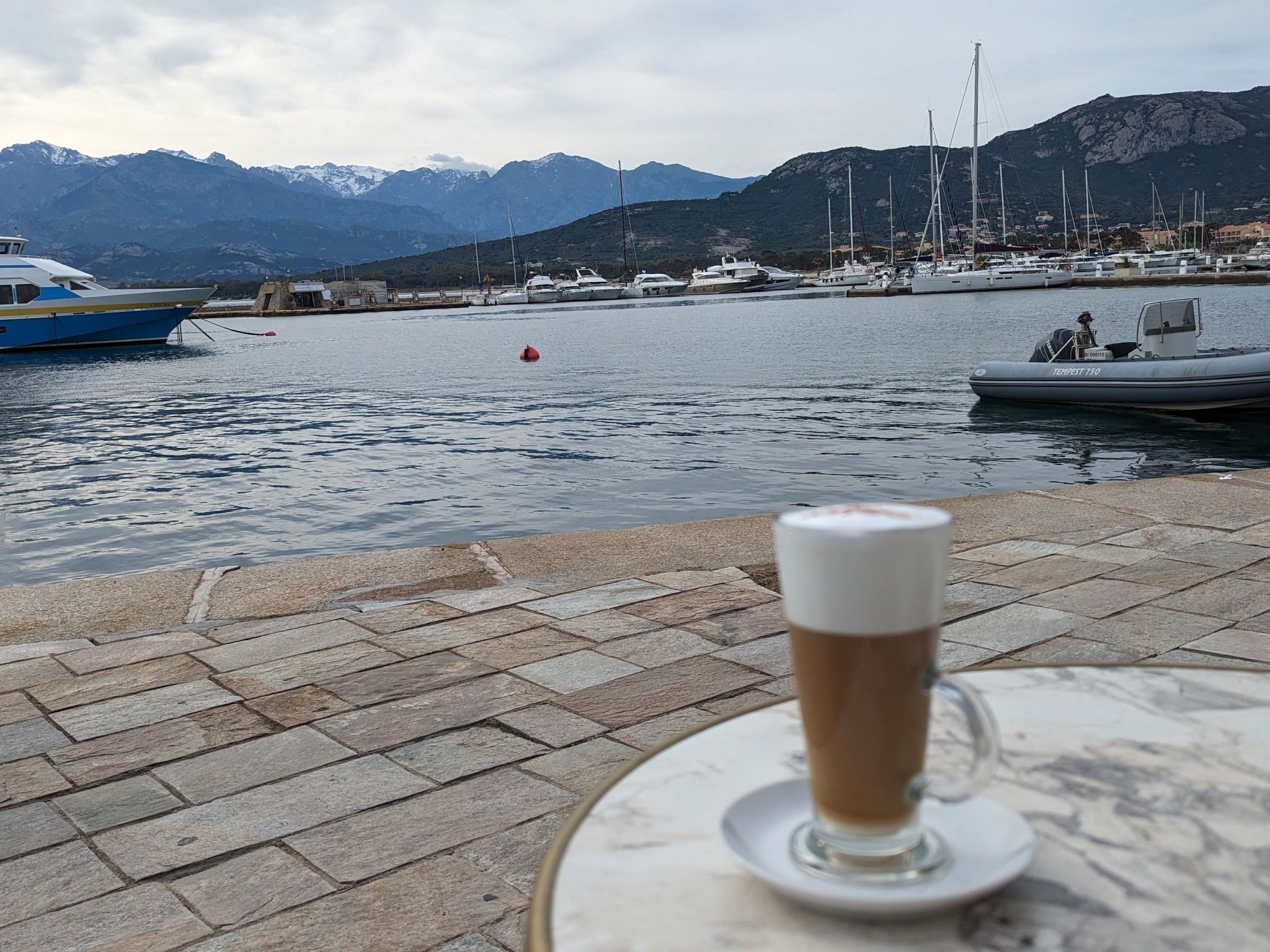 Photo of Ruhige Wohnung Panoramablick auf Meer und Berge