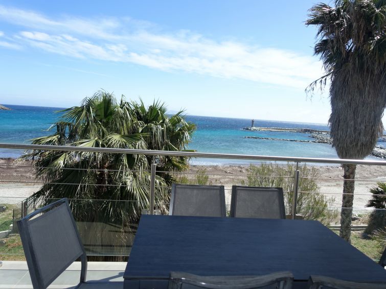 Search and Stay destination Rogliano, Corse - France from AU$ 239. T2 vue baie