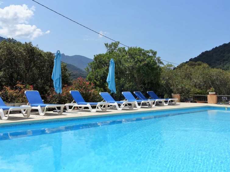Search and Stay destination Serriera, Corse - France from AU$ 143. Residence Cabanaccia Studio 38m²