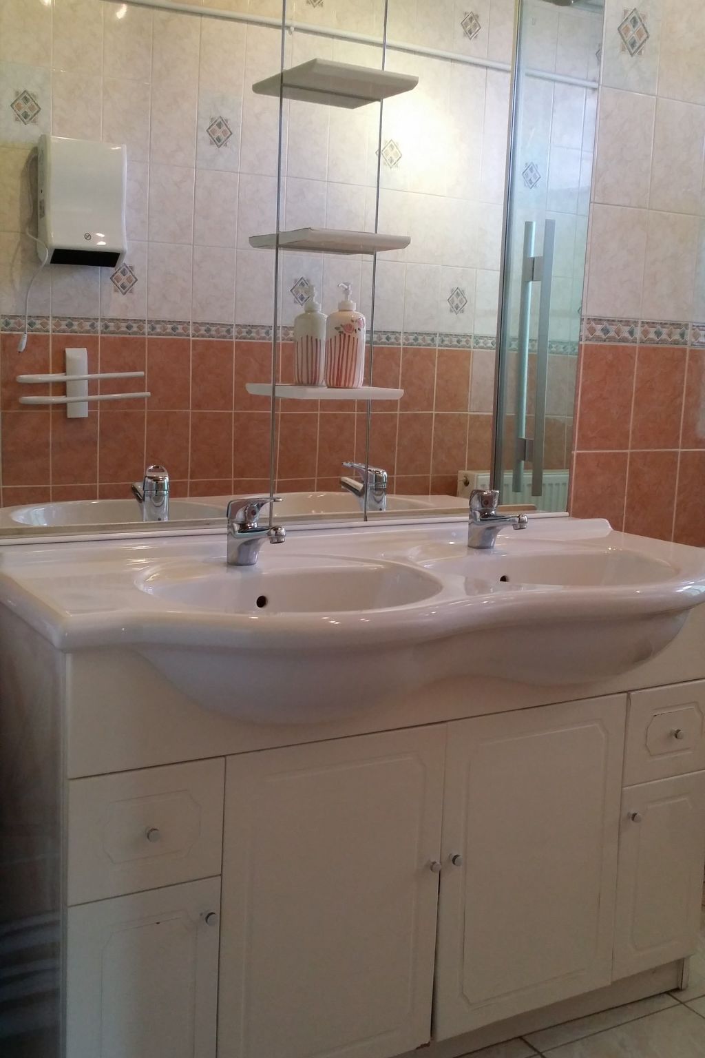 Haus im Herzen eines landwirtschaftlichen Betriebs-Image-tags.info