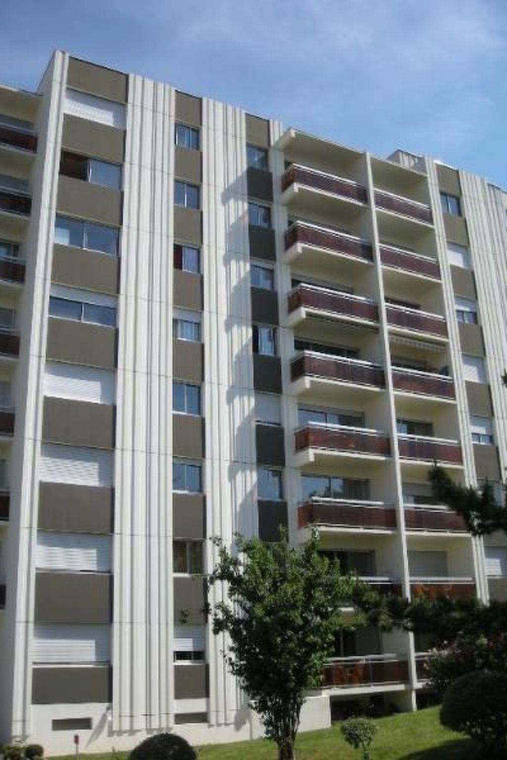 Aufenthalt für einige Nächte in Dijon-Binnen