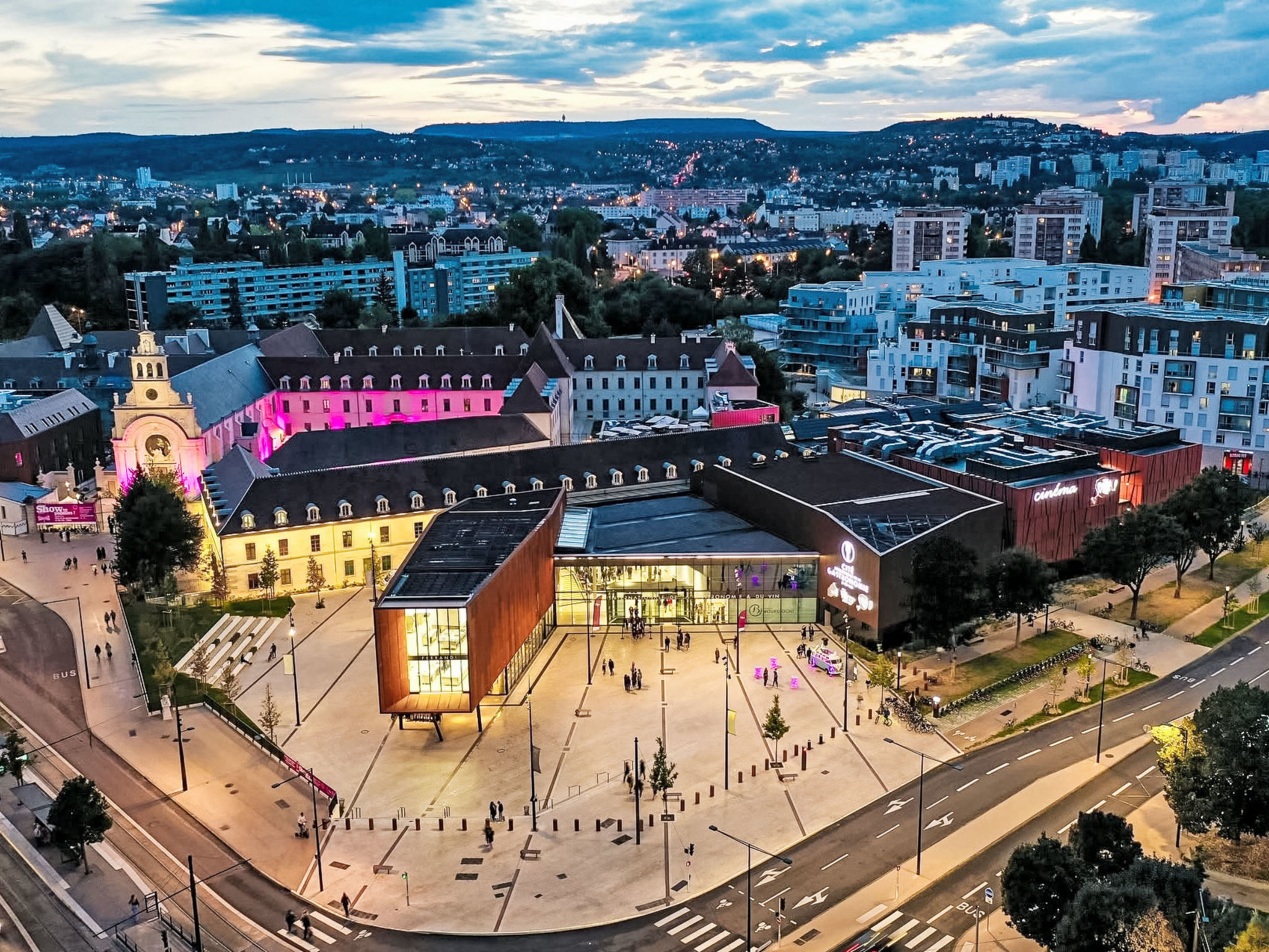 Hypercentre Dijon - Outside