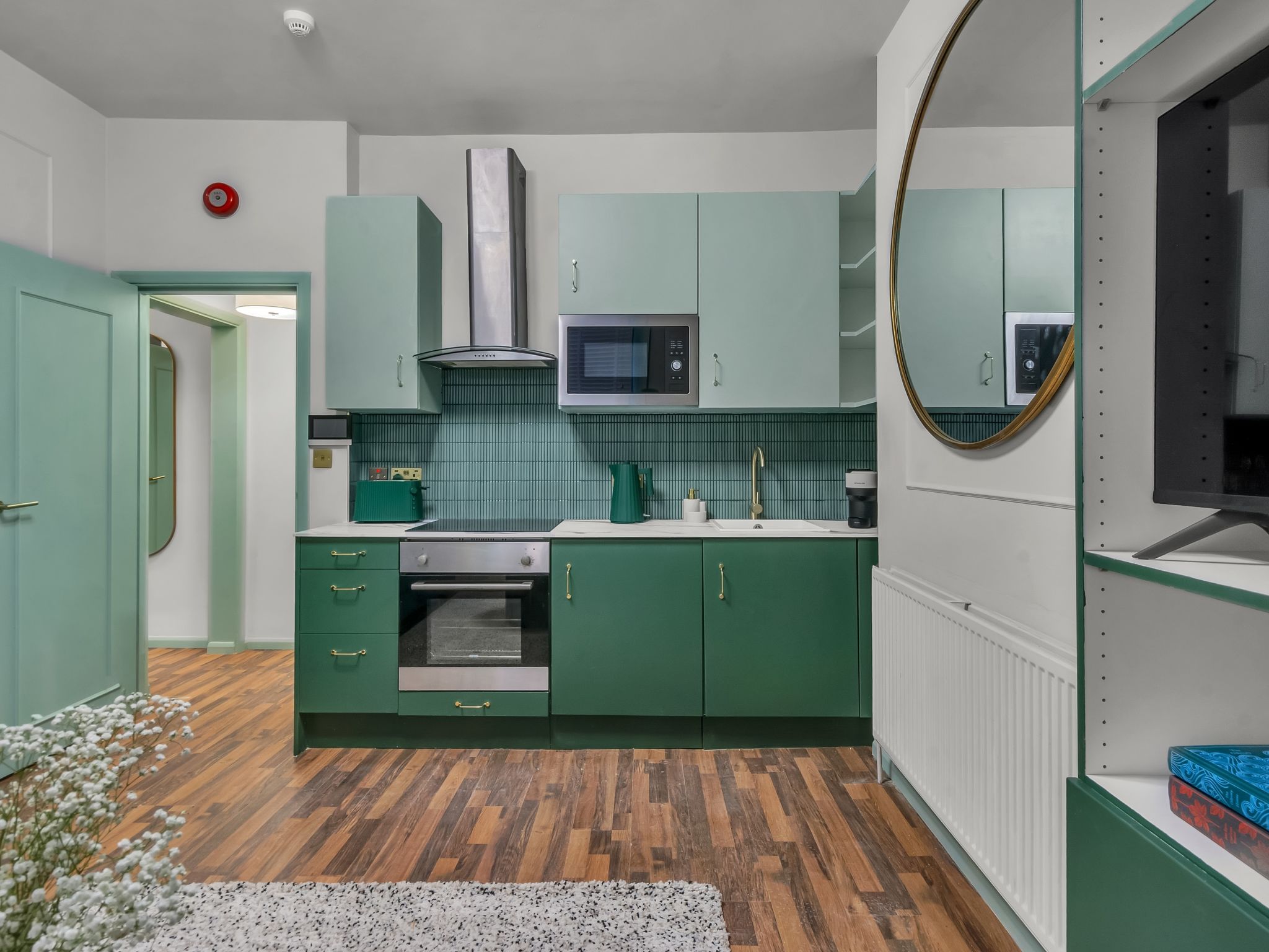 Kensington 1 bedroom apt-Binnen
