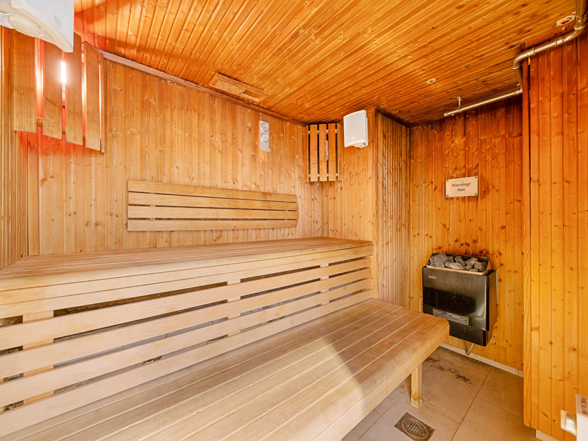 Roland House - Two Bedroom-Buiten