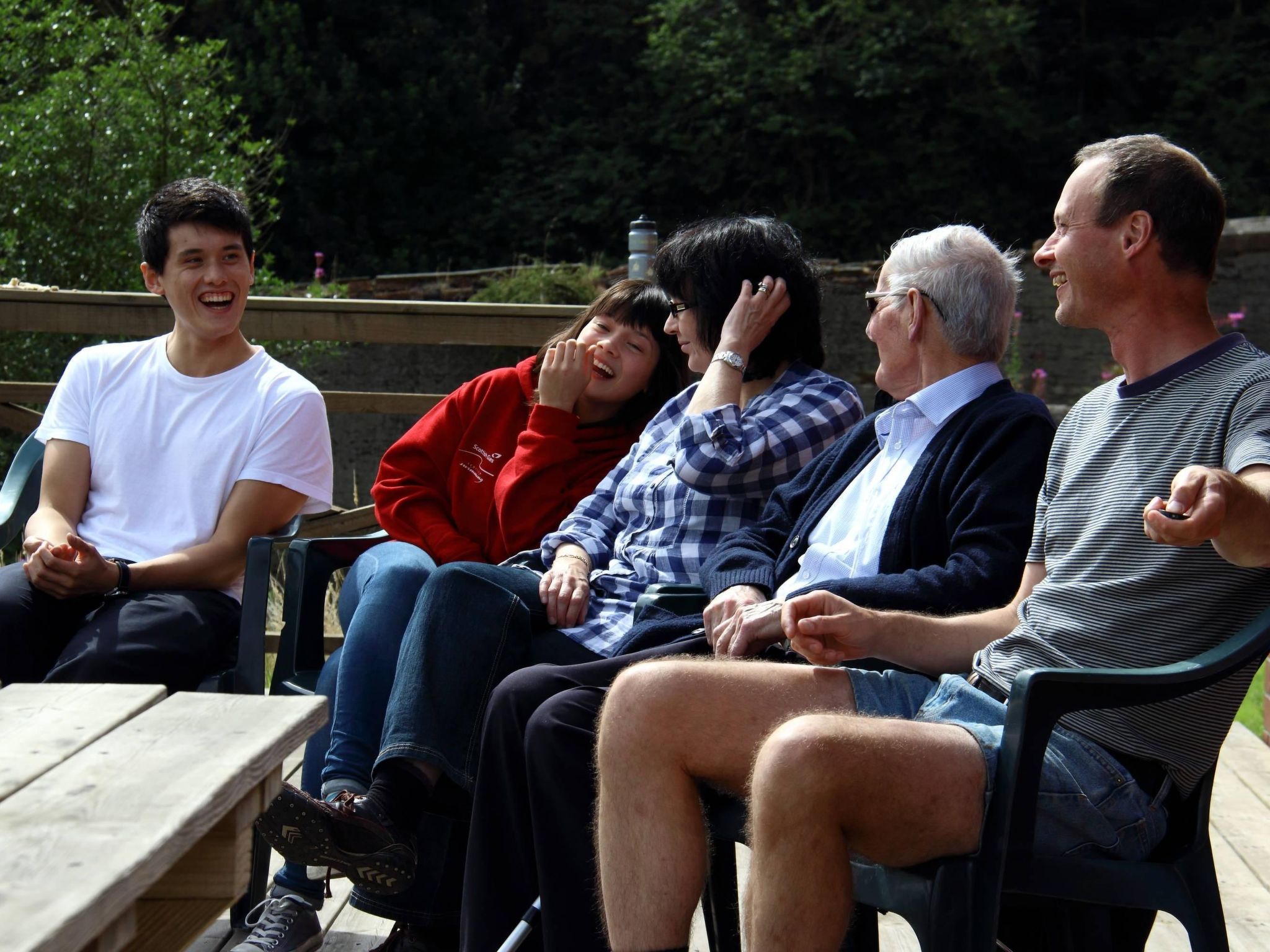 "Der Kornspeicher" mit Terrasse-Buiten