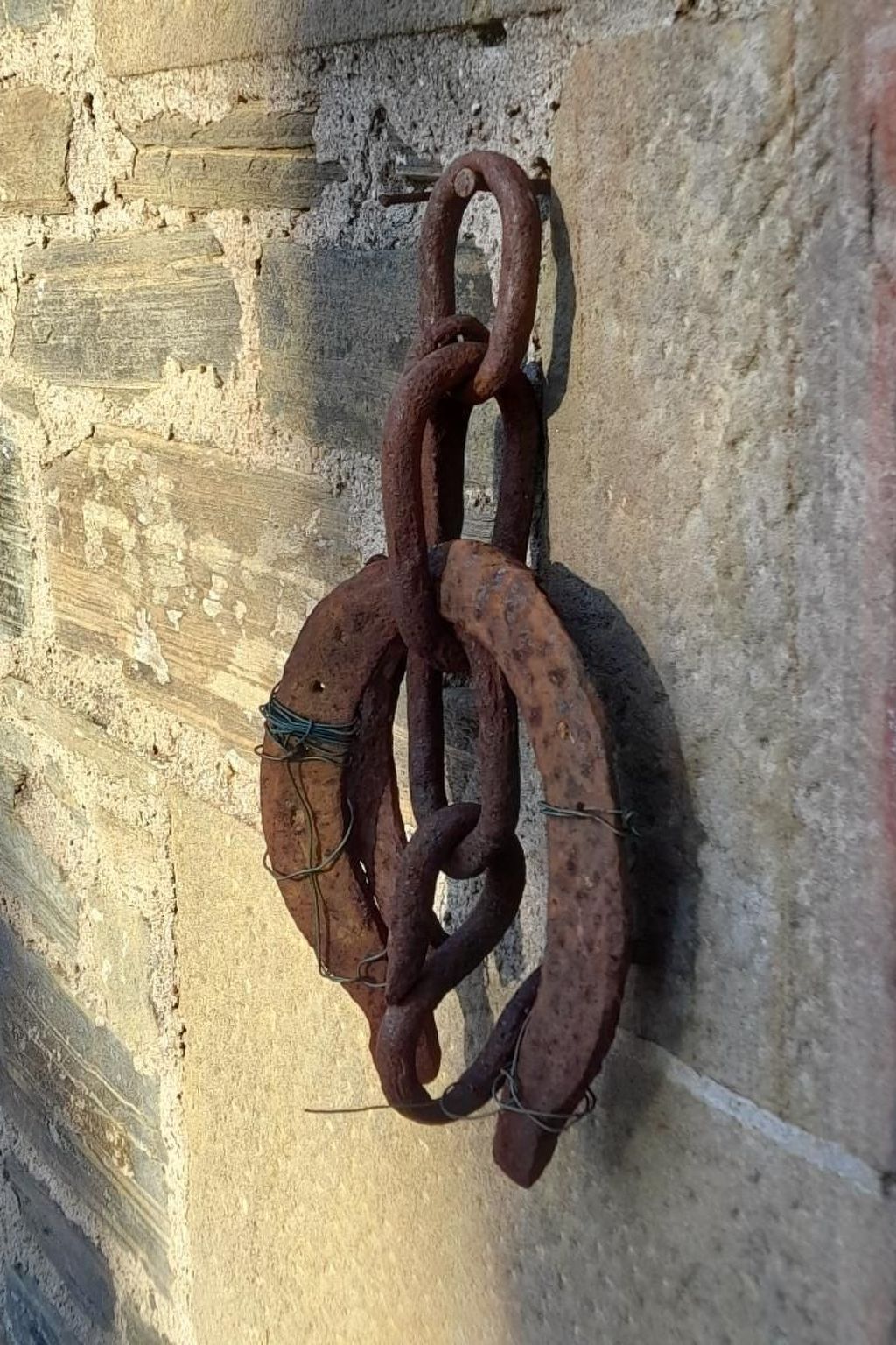 "Der Kornspeicher" mit Terrasse-Buiten