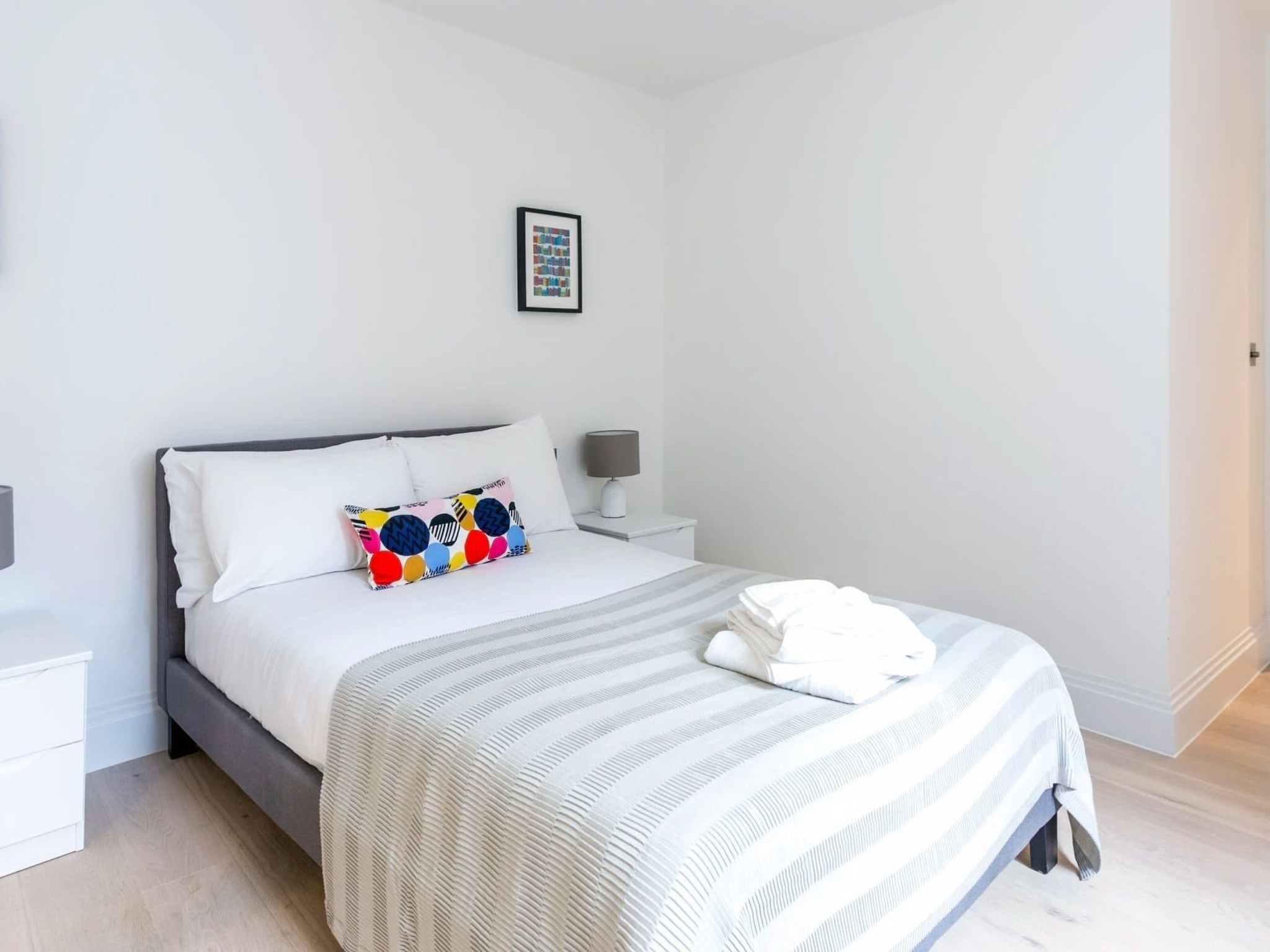 Urban Stay Oxford Circus 2-Bett 2-Bad — Bedroom (5 of 10)