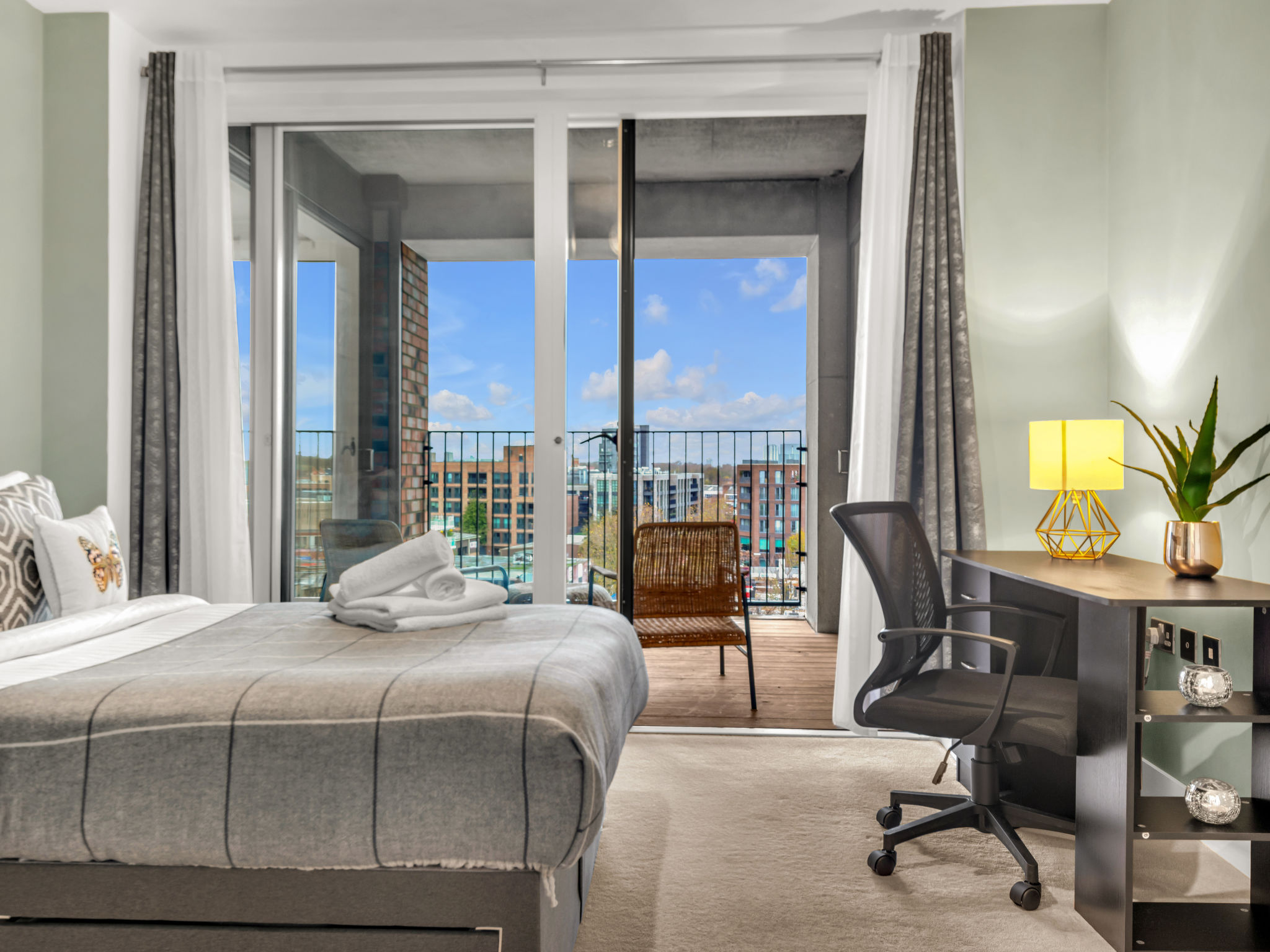 Wickside apartment