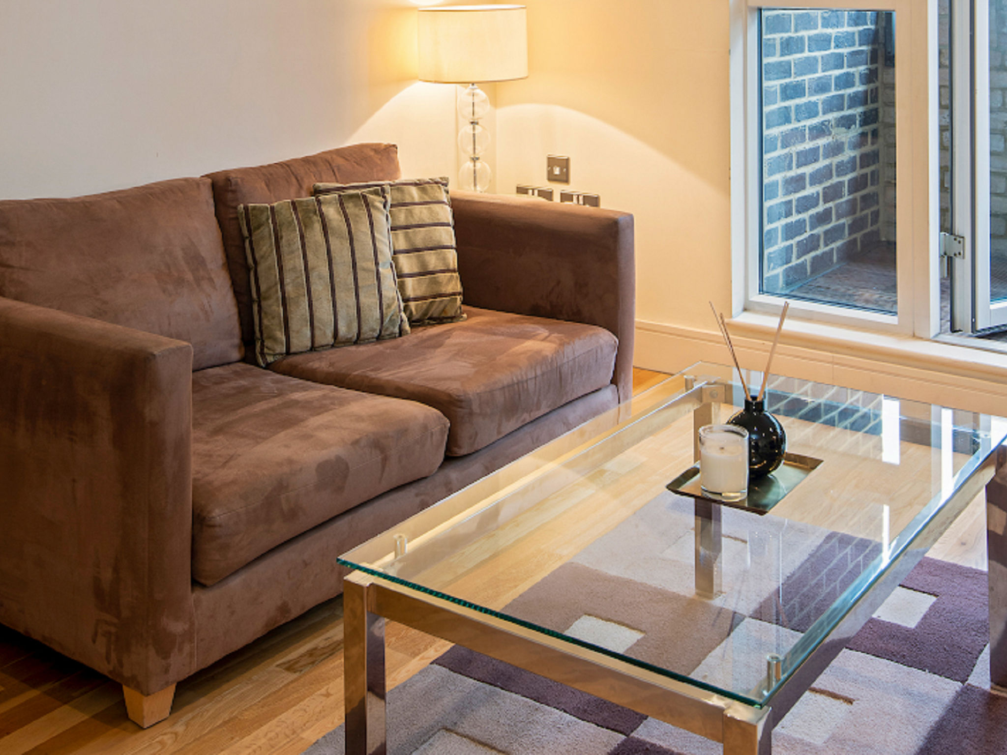 Great Suffolk Street, Waterloo - Inside