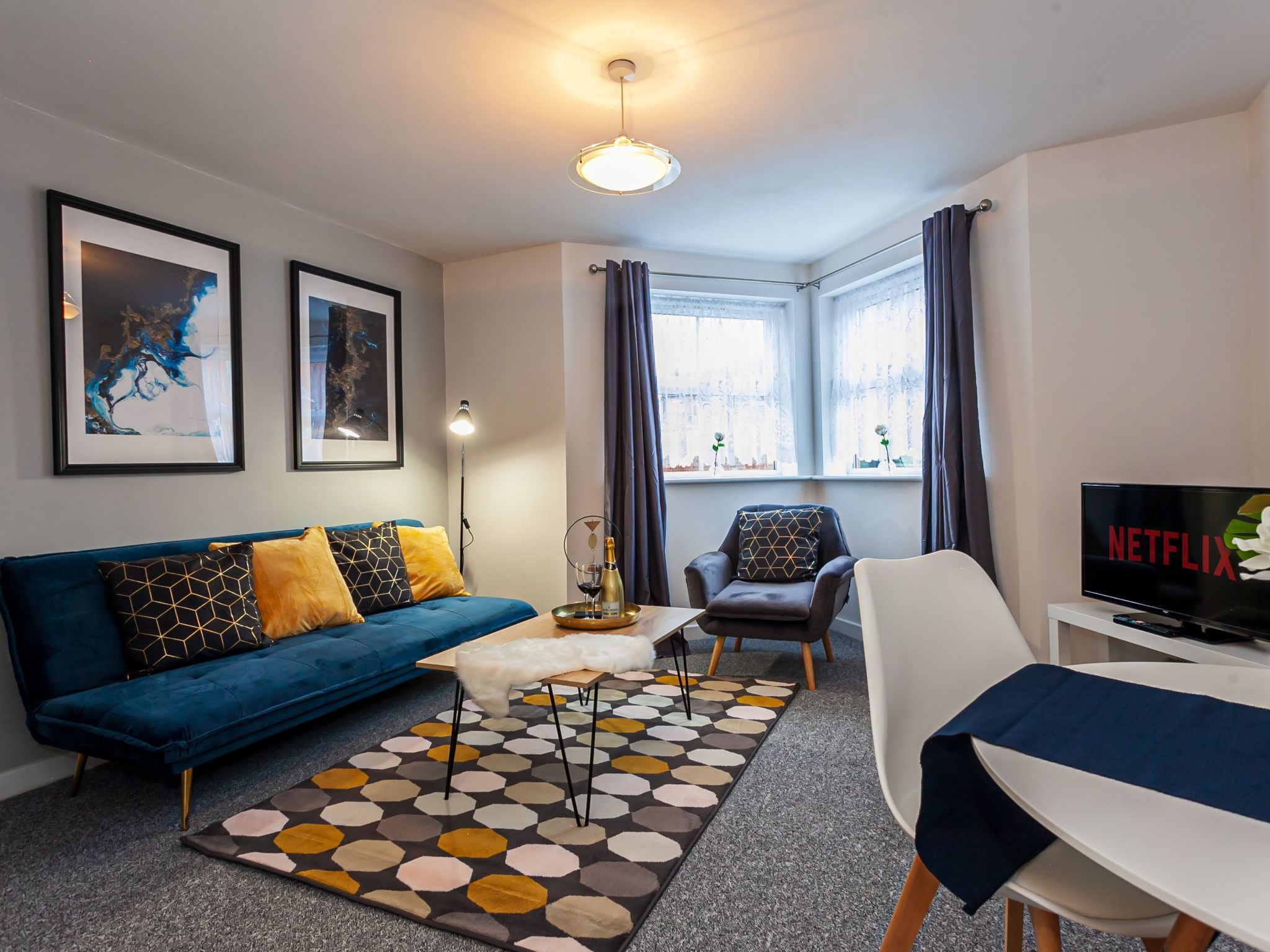 Stilvolle, schöne Wohnung mit zwei Schlafzimmern