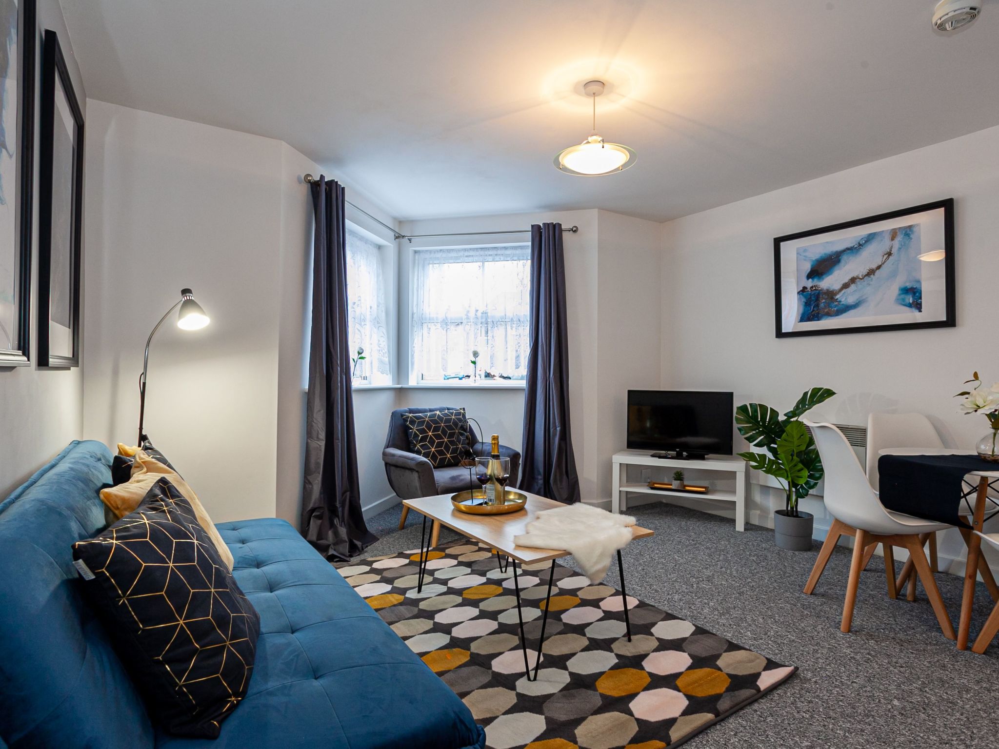 Stilvolle, schöne Wohnung mit zwei Schlafzimmern