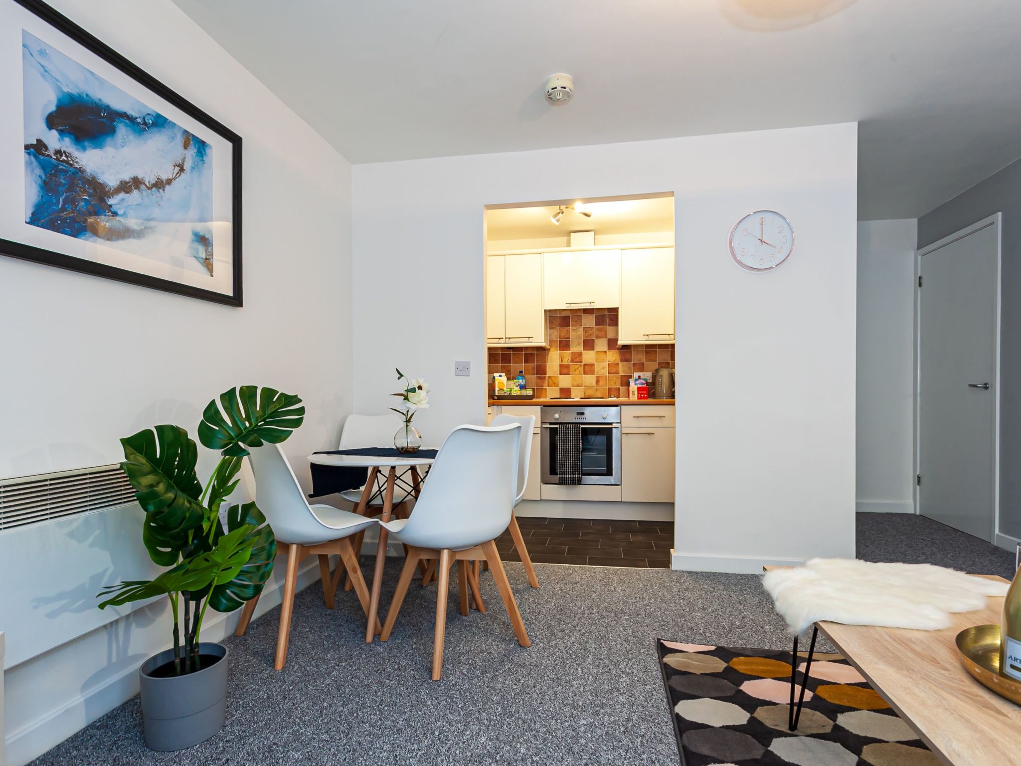 Stilvolle, schöne Wohnung mit zwei Schlafzimmern-Image-tags.info