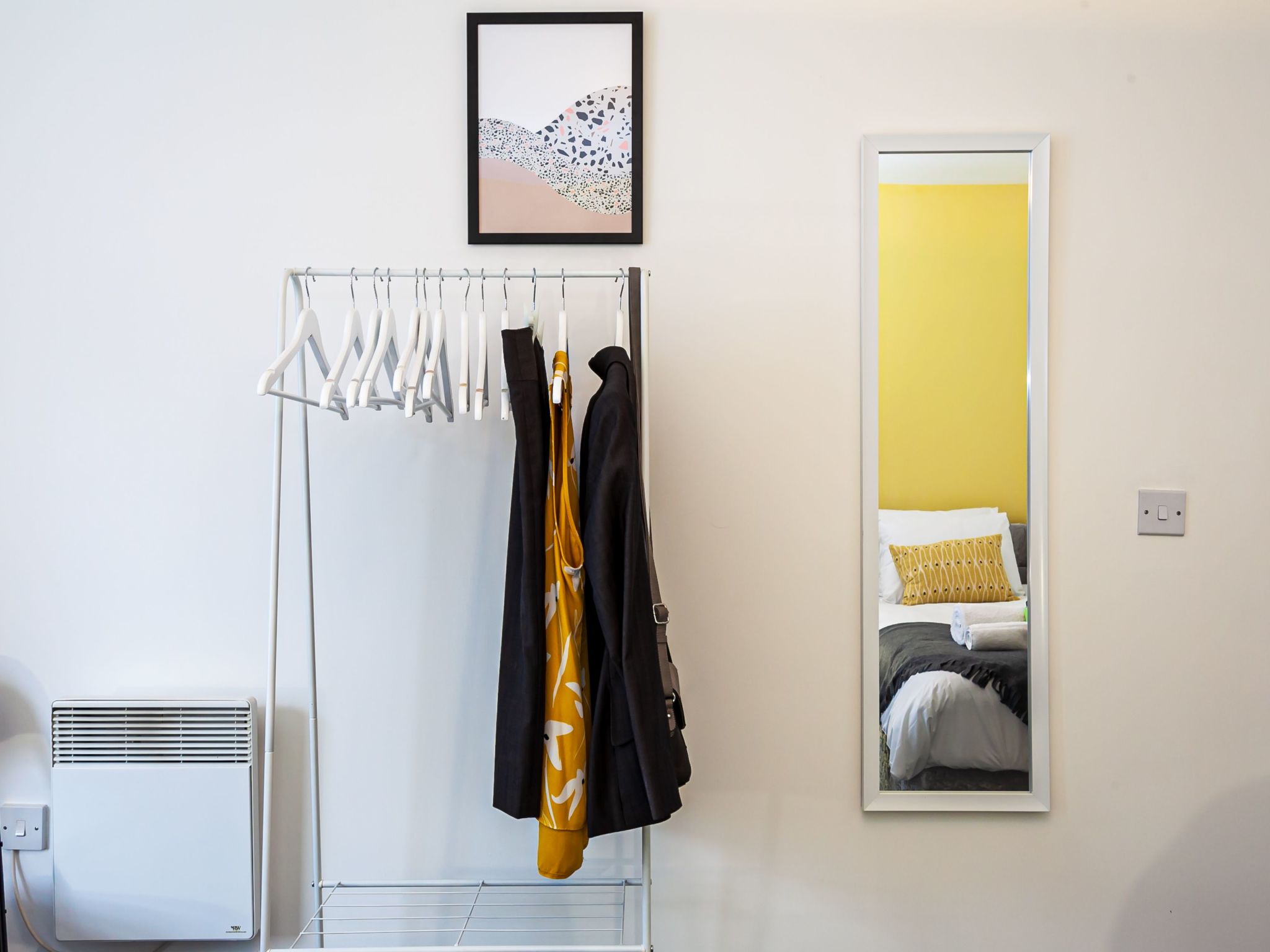 Stilvolle, schöne Wohnung mit zwei Schlafzimmern-Image-tags.info