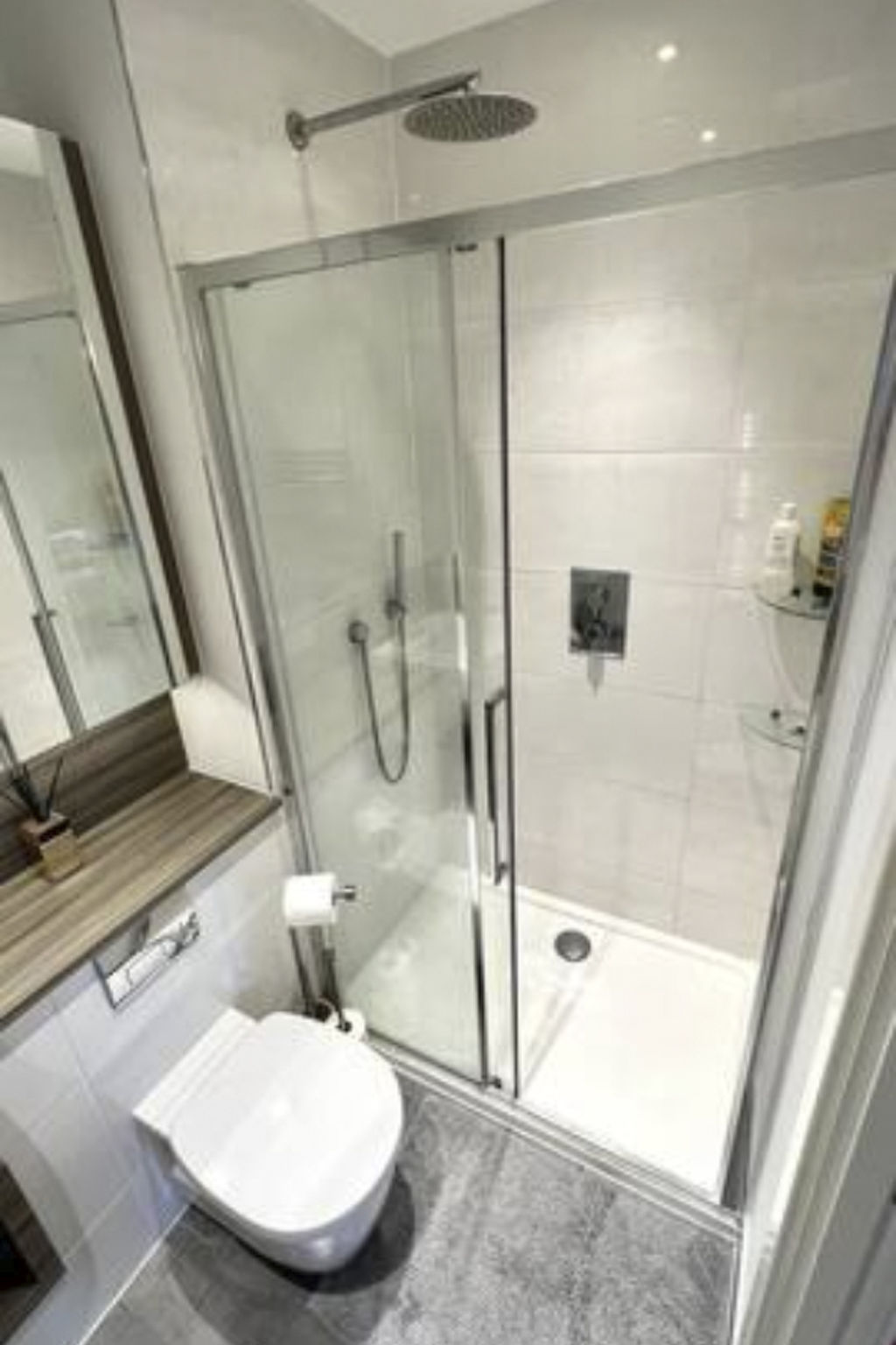 Für 2 Personen ca. 300 m&sup2; in London-Harrow, London-Drinnen