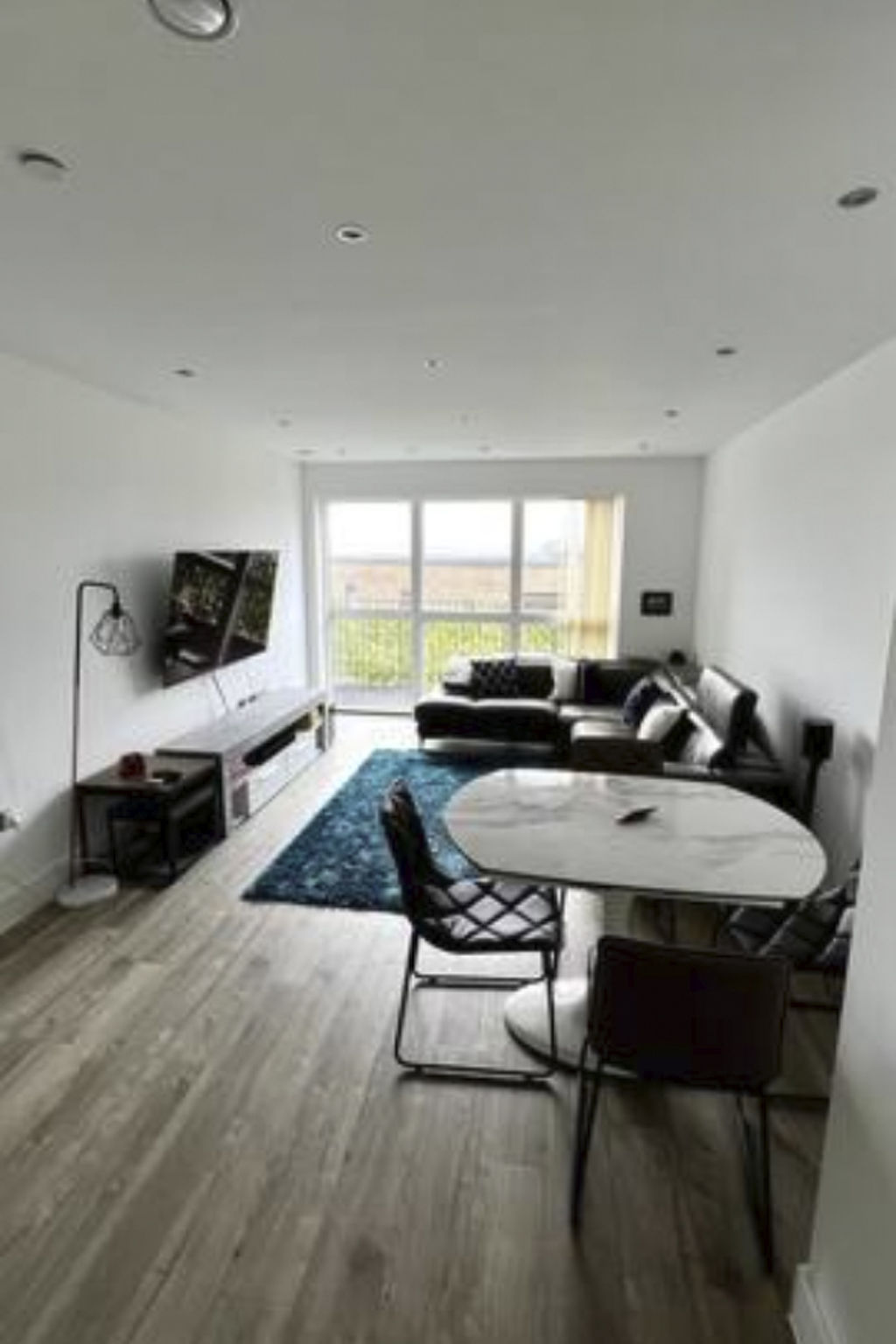 Für 2 Personen ca. 300 m&sup2; in London-Harrow, London-Drinnen