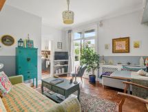 Lichte Holiday Home met Balkon in Highgate, vlakbij Centraal Londen - thumbnail 6