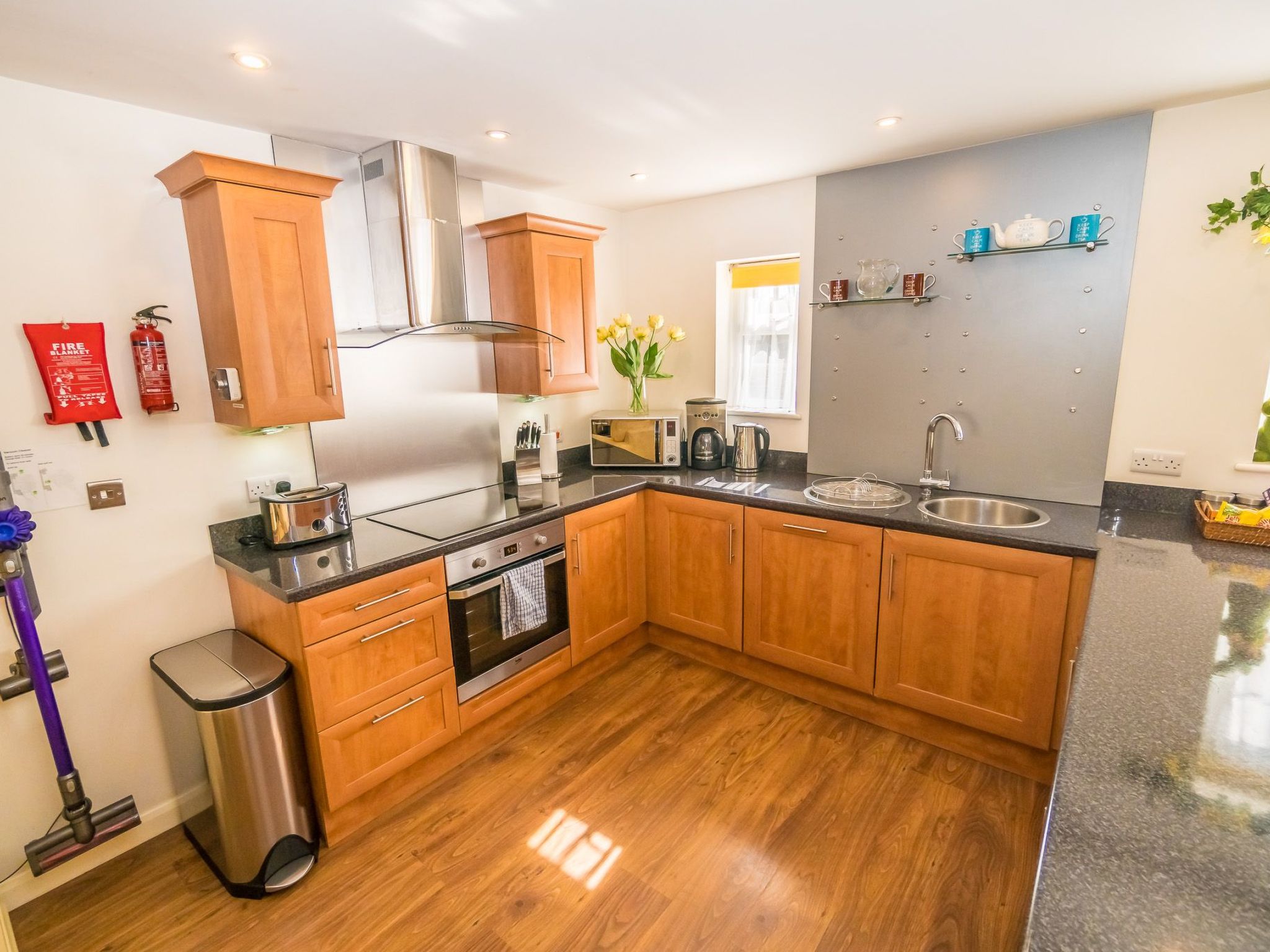 Schönes Ferienhaus in Hastings mit Whirlpool, Terrasse und Garten-Binnen